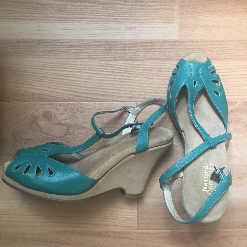 SUPER Comfy Wedges